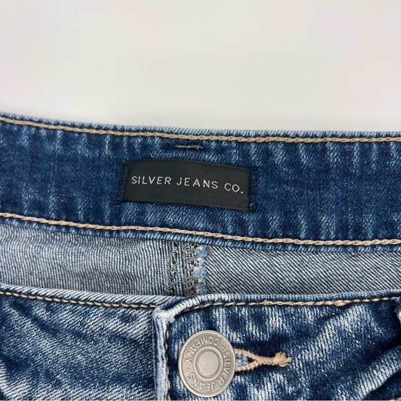 Silver Jeans Boyfriend Jean Shorts Curvy Chic Effortless Americana Backyard BBQ - Picture 3 of 11